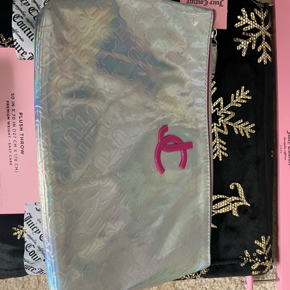 Juicy Couture Bundle - Picture 1 of 6
